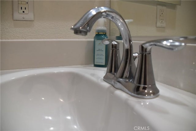 16558 Jasmine St, Victorville, CA 92395 - bathroom view of a sink