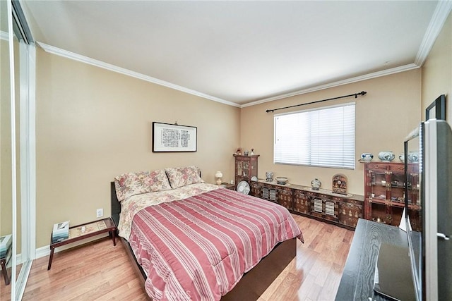 11853 Saybrook Dr, Rancho Cucamonga, CA 91730 - bedroom with light wood finished floors and ornamental molding