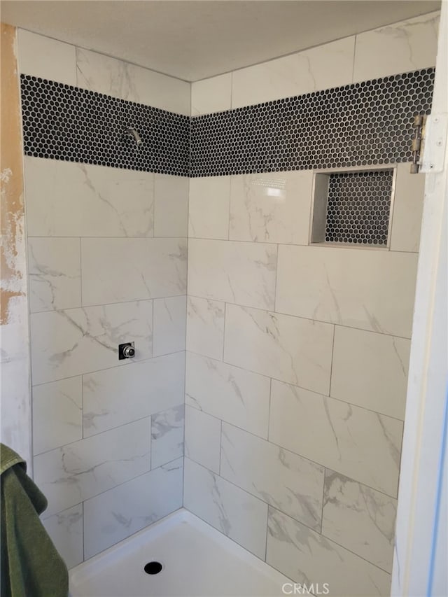 32538 Scandia Dr, Running Springs, CA 92382 - bathroom with tiled shower
