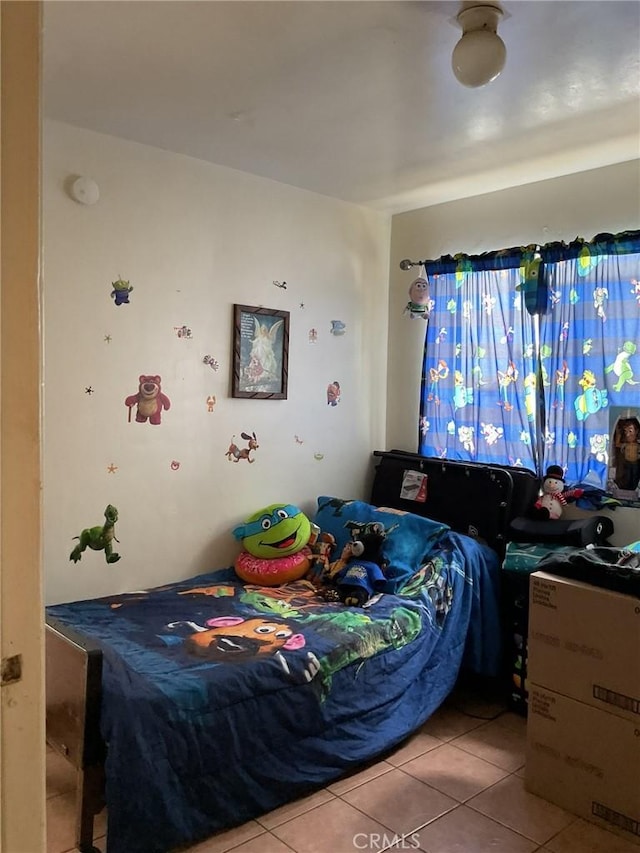 4465 Lovett St, Commerce, CA 90040 - view of tiled bedroom
