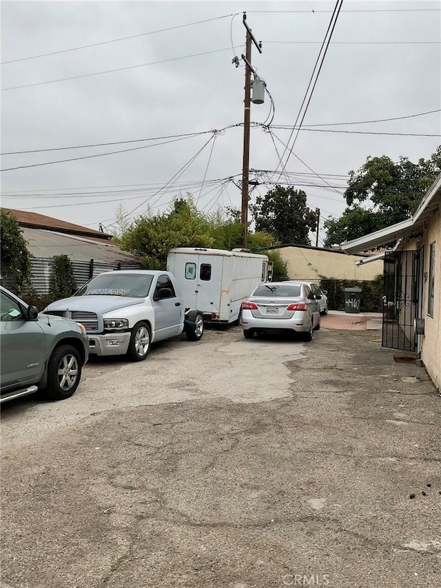 4465 Lovett St, Commerce, CA 90040 - view of car parking