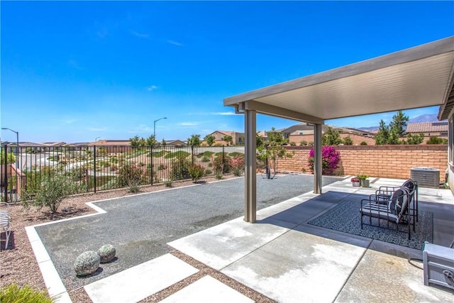 1563 Sunswept Way, Beaumont, CA 92223 - fenced backyard with a patio