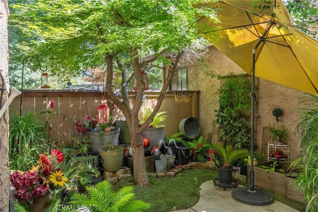 520 Wilshire Ct, Chico, CA 95973 - view of yard