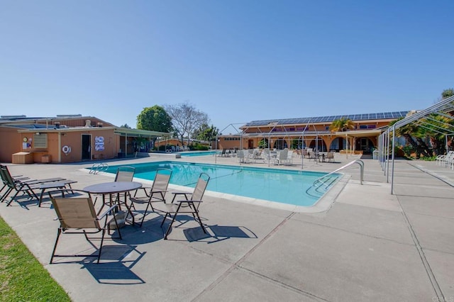 3755 N Vista Campana Unit 30, Oceanside, CA 92057 - community pool with a patio
