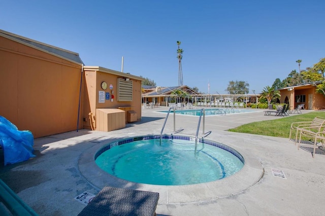 3755 N Vista Campana Unit 30, Oceanside, CA 92057 - community pool featuring a hot tub and a patio