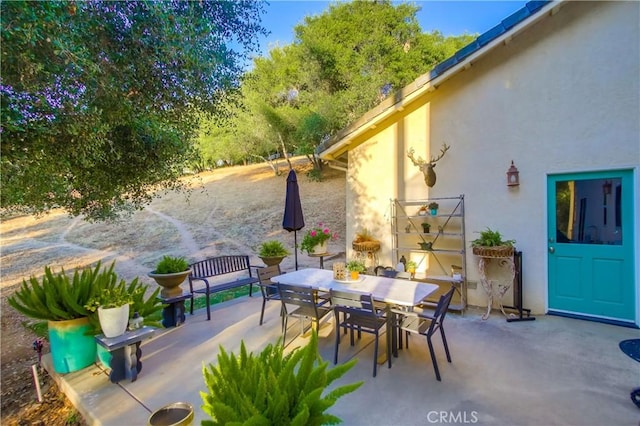 2424 Gird Rd, Fallbrook, CA 92028 - view of patio with outdoor dining space