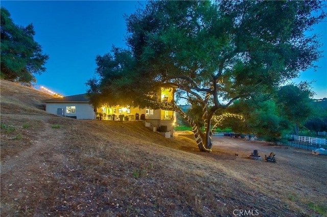 2424 Gird Rd, Fallbrook, CA 92028 - view of side of home