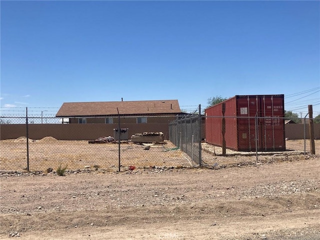 35590 Santa Fe St, Daggett, CA 92327 - view of yard
