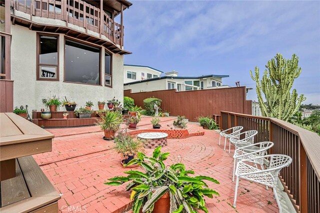 1323 Silvius Ave, San Pedro, CA 90731 - view of patio / terrace
