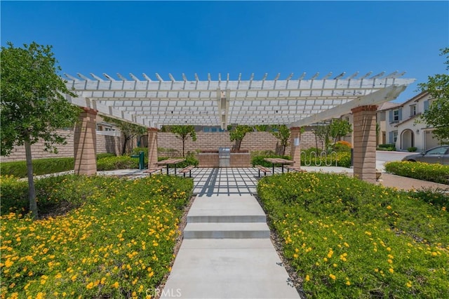 1504 Granada Rd, Upland, CA 91786 - surrounding community featuring a pergola