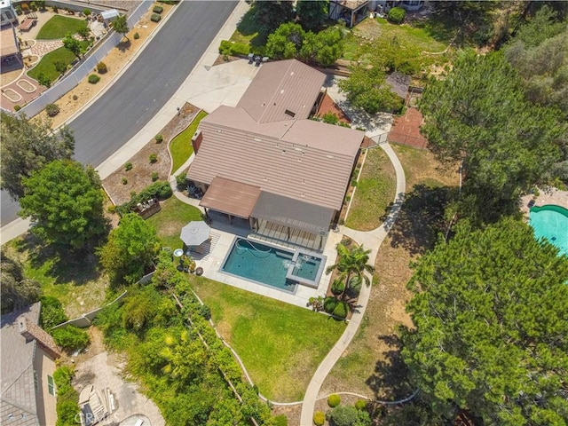 712 Buckingham Dr, Redlands, CA 92374 - bird's eye view of a pool area