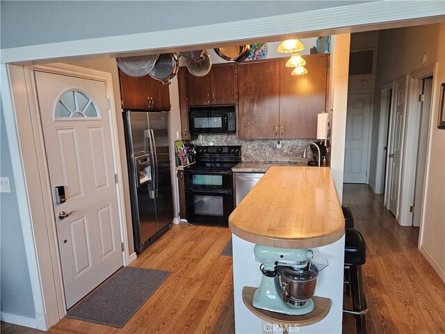 7784 Richard Dr, Lucerne, CA 95458 - photo 5