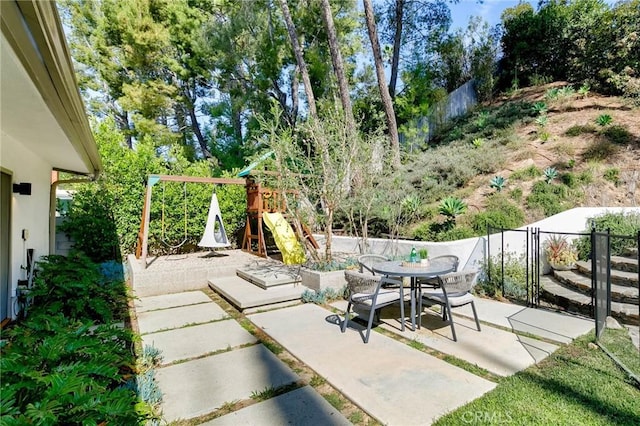4676 Arriba Dr, Tarzana, CA 91356 - photo 30