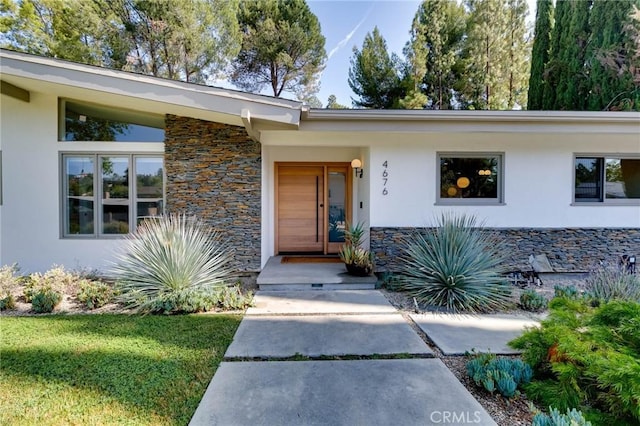 4676 Arriba Dr, Tarzana, CA 91356 - photo 1