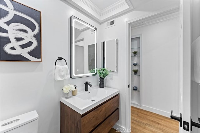 532 Riviera Ct, Fullerton, CA 92835 - bathroom featuring vanity, crown molding, and wood finished floors