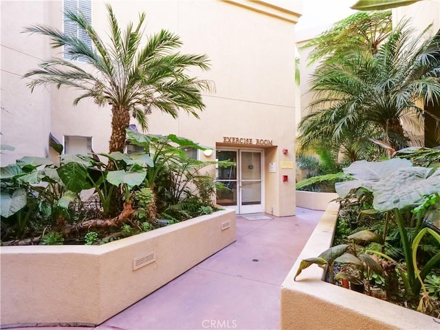 1281 Cabrillo Ave Unit 303, Torrance, CA 90501 - view of exterior entry featuring stucco siding