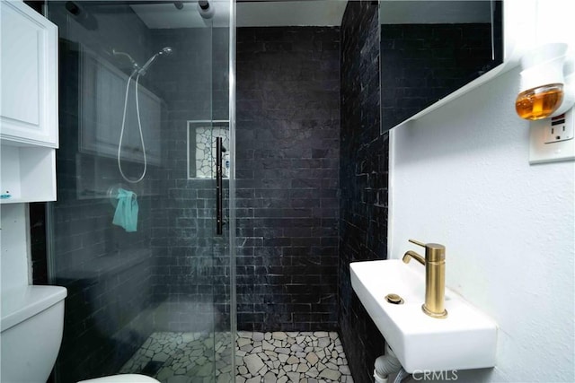 1320 Cabrillo Park Dr Unit D, Santa Ana, CA 92701 - bathroom featuring toilet and a shower stall