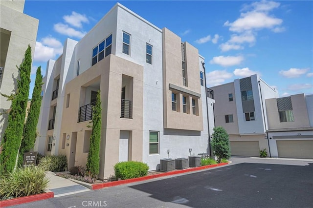 208 Harringay, Irvine, CA 92618 - view of property