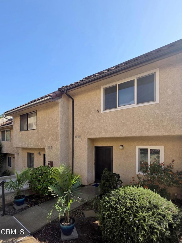 5036 Echo St Unit 37, Los Angeles, CA 90042 - view of property featuring stucco siding
