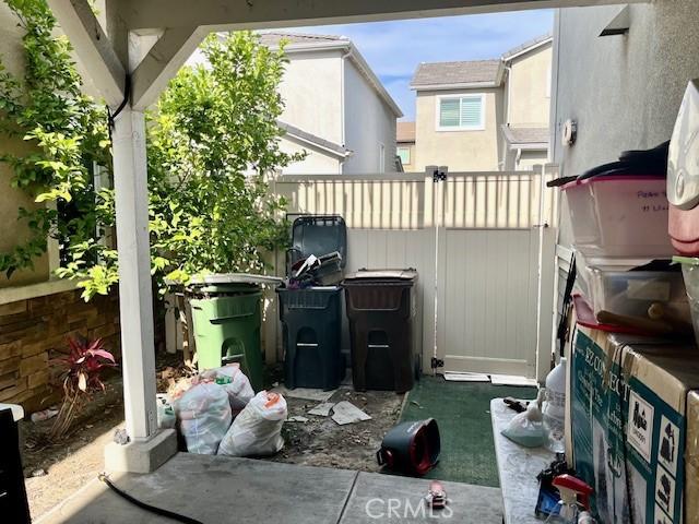11 Lilac Ln, Compton, CA 90221 - view of patio