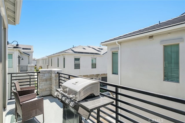 480 W Balsam Ln, Clovis, CA 93611 - balcony with a grill