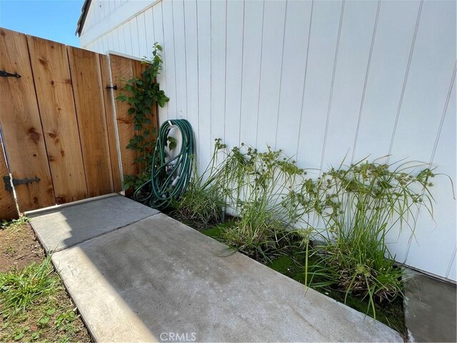 1935 W Santa Ana Ave, Fresno, CA 93705 - exterior view