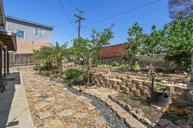 6038 Bradford St, San Diego, CA 92115 - view of fenced backyard