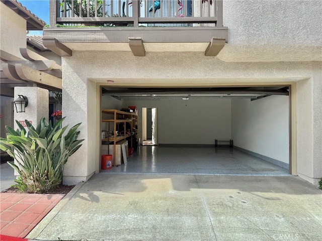 13390 Savanna, Tustin, CA 92782 - view of garage