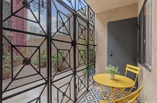 225 W 6th St Unit 206, Long Beach, CA 90802 - photo 4
