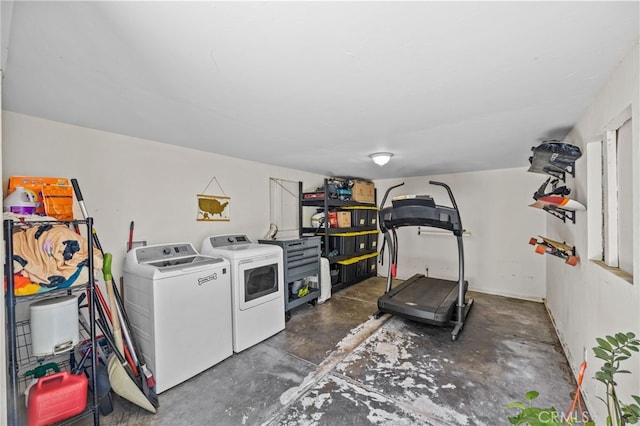 156 W Wabash St, San Bernardino, CA 92405 - laundry room featuring washer and clothes dryer