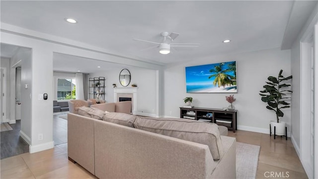 2867 N Shady Glen Ln, Orange, CA 92867