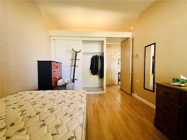 13240 El Dorado Dr Unit 187I, Seal Beach, CA 90740 - bedroom featuring light wood-style flooring and baseboards