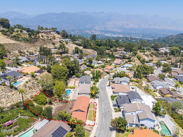 3121 Kingridge Way, Glendale, CA 91206 - aerial view of residential area featuring property parcel outlined and a pool