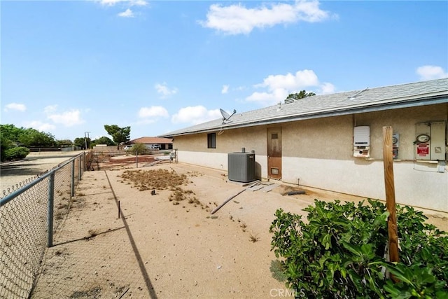 18969 Shoshonee Rd, Apple Valley, CA 92307 - rear view of house featuring a fenced backyard and stucco siding