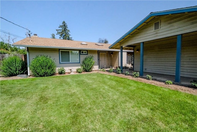 3376 Hackamore Ln, Chico, CA 95973 - ranch-style home featuring roof with shingles