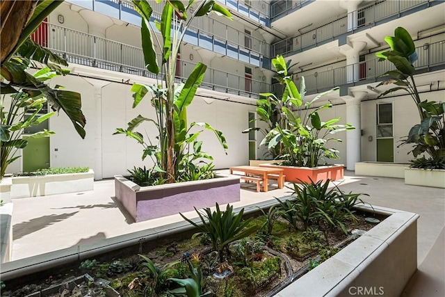 200 N San Fernando Rd Unit 202, Los Angeles, CA 90031 - view of patio / terrace
