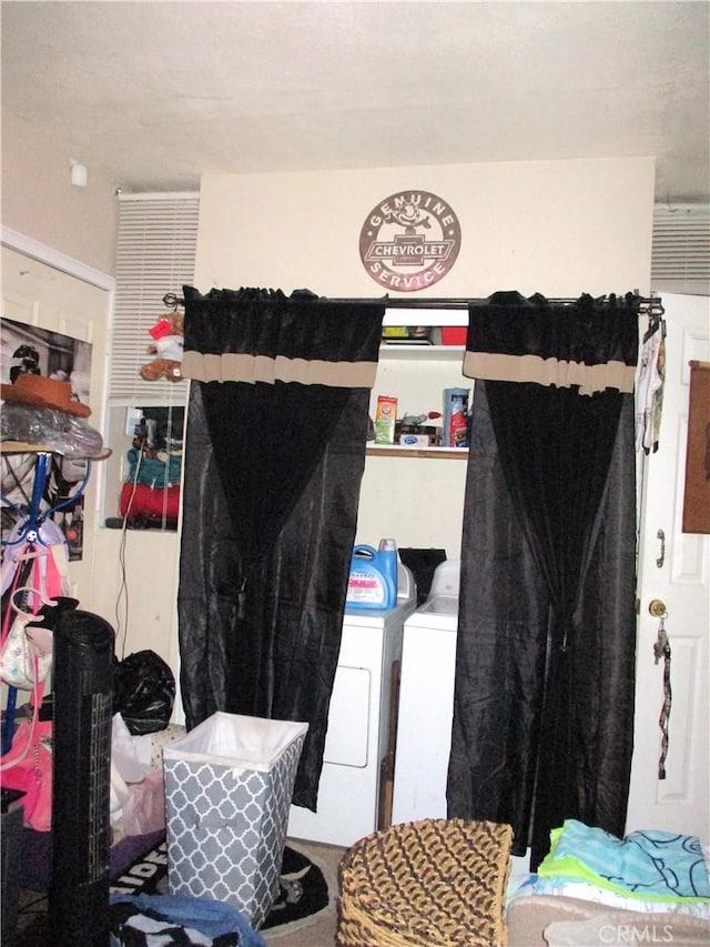 2713 E Monroe St, Long Beach, CA 90810 - bedroom with washer and clothes dryer
