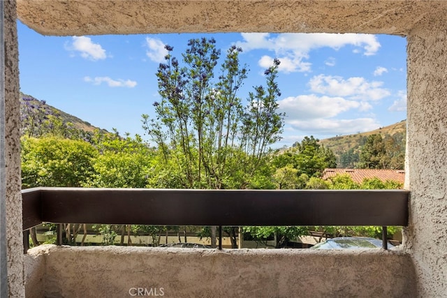 2700 Cahuenga Blvd E Unit 3104, Los Angeles, CA 90068 - balcony featuring a mountain view
