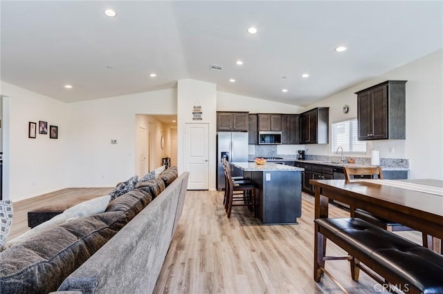 11856 Calenda Ct, Victorville, CA 92392 - photo 14