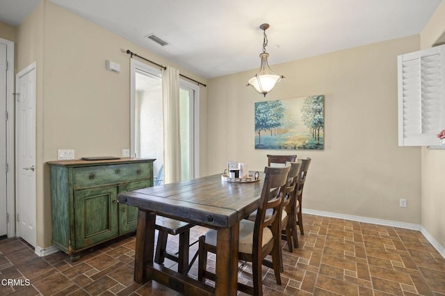 3366 Shadetree Way, Camarillo, CA 93012 - dining area with stone finish flooring and baseboards