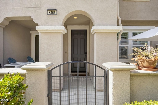 3366 Shadetree Way, Camarillo, CA 93012 - entrance to property with stucco siding and a gate