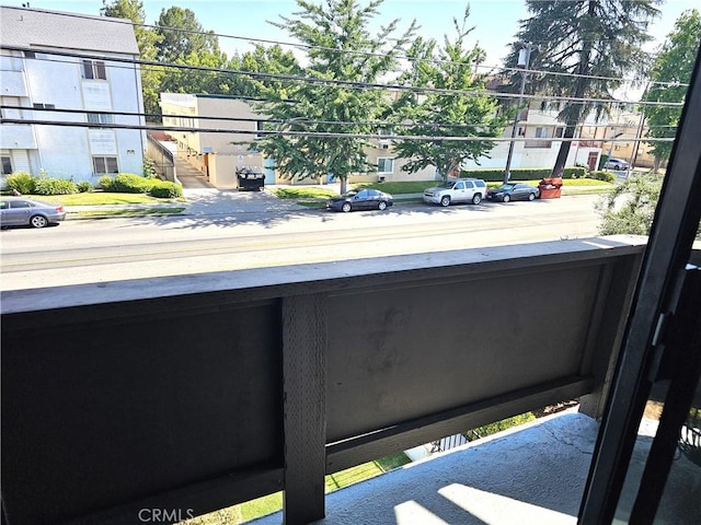 6801 Mammoth Ave Unit 6, Van Nuys, CA 91405 - view of balcony