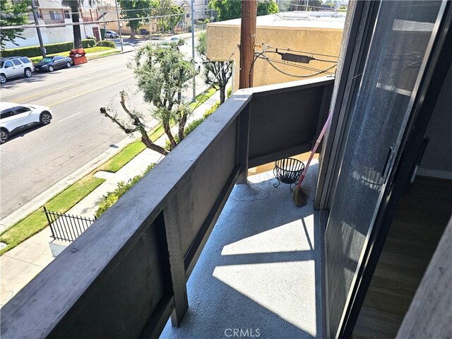 6801 Mammoth Ave Unit 6, Van Nuys, CA 91405 - view of balcony