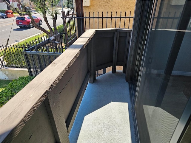 6801 Mammoth Ave Unit 6, Van Nuys, CA 91405 - view of balcony