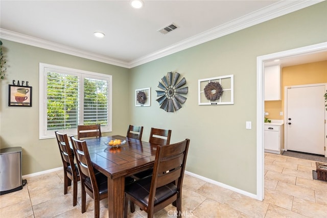 40433 Wgasa Pl, Temecula, CA 92591 - dining room with crown molding and recessed lighting