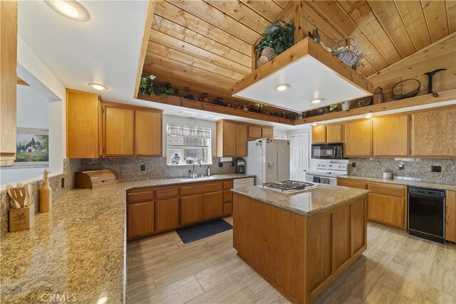 40258 Narrow Ln, Big Bear Lake, CA 92315 - photo 18