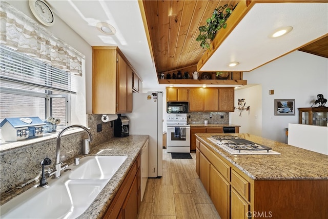 40258 Narrow Ln, Big Bear Lake, CA 92315 - photo 20