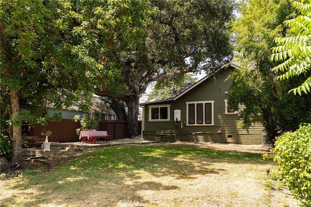 814 E Foothill Blvd, Monrovia, CA 91016 - rear view of house featuring crawl space