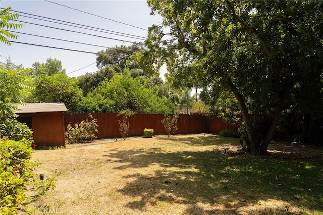 814 E Foothill Blvd, Monrovia, CA 91016 - view of yard