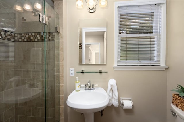 365 N Ivy Ave, Monrovia, CA 91016 - bathroom with a shower stall and a chandelier